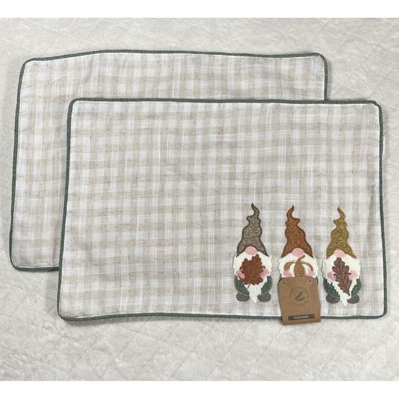 Harvest Gnomes Placemats Set of 2 Autumn Linen Blend Cute Fall Decor Brand New - Picture 1 of 4
